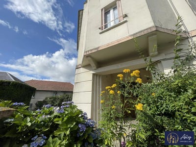 /international/fr/riom-es-montagnes-auvergne-310101134141/?lang=zh-cn