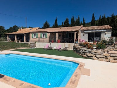 /international/fr/salernes-provence-alpes-cote-d-azur-310108406990/