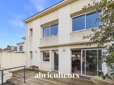 /international/fr/nantes-pays-de-la-loire-310108600173/