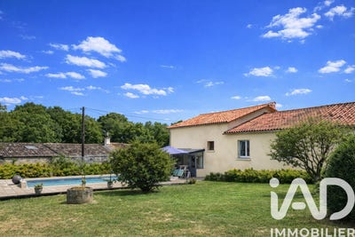 /international/fr/saint-romans-les-melle-charente-310106134009/