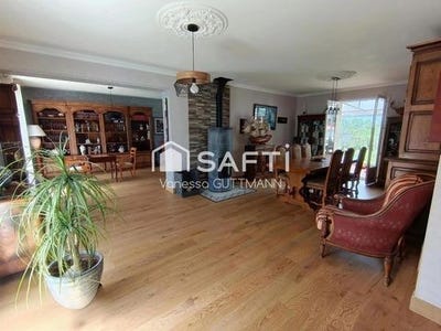 /international/fr/rochefort-charente-310107564604/