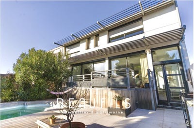 /international/fr/juvignac-languedoc-roussillon-310104797257/