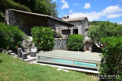 /international/fr/chomerac-rhone-310110263712/