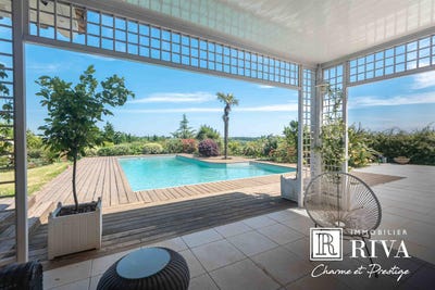 /international/fr/carignan-de-bordeaux-aquitaine-310099195626/