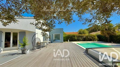 /international/fr/les-mathes-auvergne-310108757972/