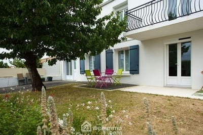 /international/fr/nieul-sur-mer-charente-310101380370/