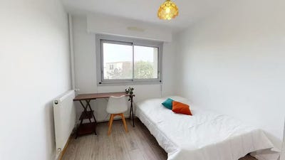 /international/fr/avenue-marcel-cachin-venissieux-rhone-310106823229/