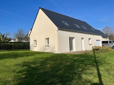 /international/fr/saint-yvi-brittany-310108488016/