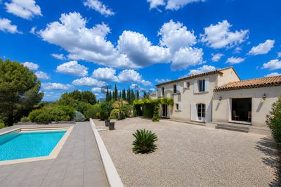 /international/fr/saint-siffret-languedoc-roussillon-310108900273/