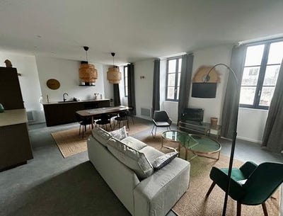 /international/fr/blaye-aquitaine-310107275030/