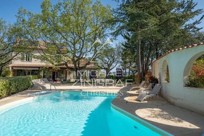 /international/fr/rians-provence-alpes-cote-d-azur-310108484821/