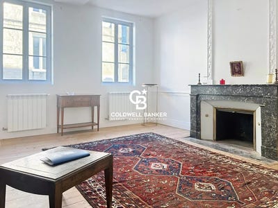 /international/fr/saintes-charente-310108943538/?lang=id