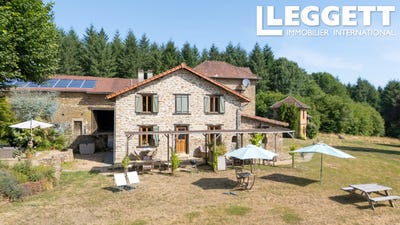 /international/fr/chalus-auvergne-310096842732/