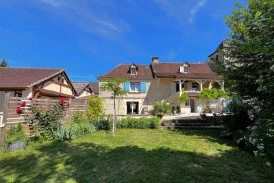 /international/fr/gourdon-midi-pyrenees-310108466214/