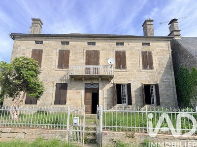 /international/fr/perols-sur-vezere-limousin-310107899863/