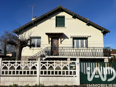 /international/fr/dompierre-sur-besbre-auvergne-310106065193/