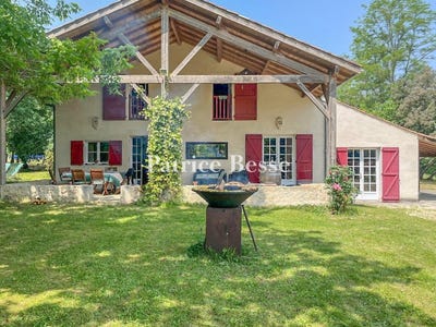 /international/fr/nerac-aquitaine-310106084416/