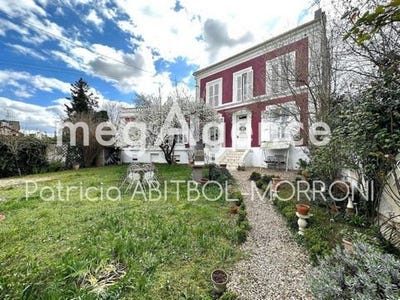 /international/fr/neuilly-plaisance-ile-de-france-120094943277/