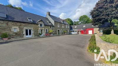 /international/fr/saint-caradec-brittany-310106824514/
