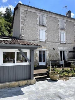 /international/fr/nontron-aquitaine-120095666978/?lang=zh-tw