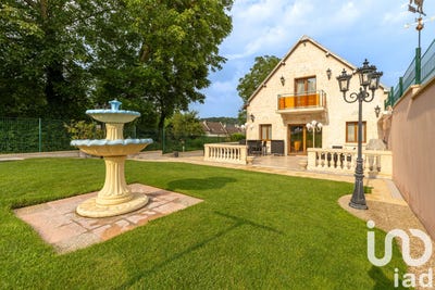 /international/fr/vic-sur-aisne-picardie-310100236576/?lang=en