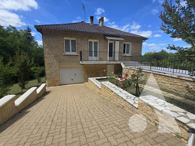 /international/fr/cenac-et-saint-julien-aquitaine-310109100259/