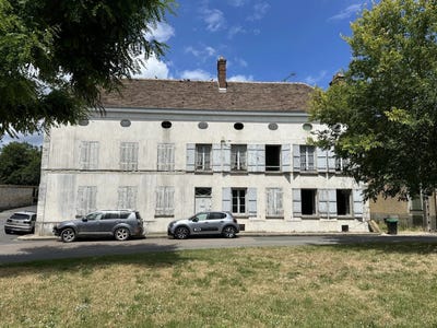 /international/fr/fontainebleau-ile-de-france-310104632446/