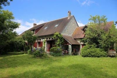 /international/fr/chilleurs-aux-bois-centre-val-de-loire-310105144750/