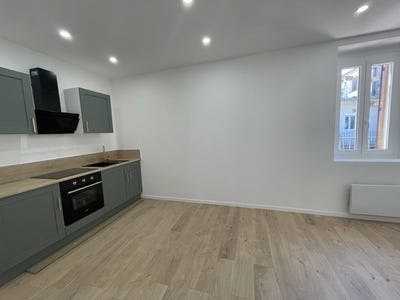 /international/fr/nimes-languedoc-roussillon-310101327246/?lang=es