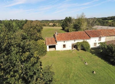 /international/fr/champagne-mouton-charente-310108670248/?lang=th