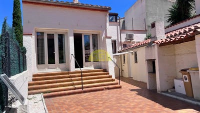 /international/fr/saint-genis-des-fontaines-languedoc-roussillon-310108732926/