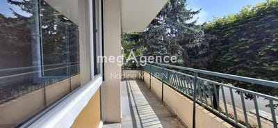 /international/fr/blois-centre-val-de-loire-310108648752/
