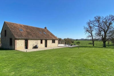/international/fr/mortagne-au-perche-la-basse-normandie-310105343160/