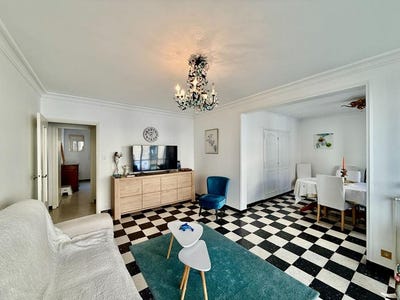 /international/fr/beziers-languedoc-roussillon-310109096689/?lang=fr