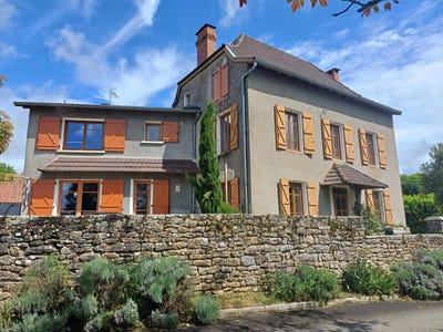 /international/fr/sainte-croix-midi-pyrenees-310105149416/