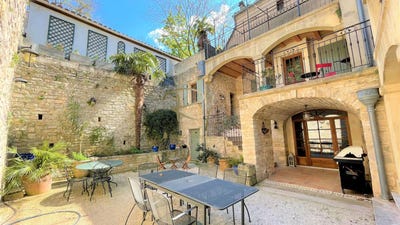/international/fr/barjac-languedoc-roussillon-310106018763/