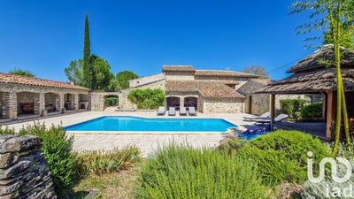 /international/fr/allegre-les-fumades-languedoc-roussillon-310099217354/?lang=zh-cn