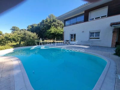 /international/fr/merville-calais-310098874071/