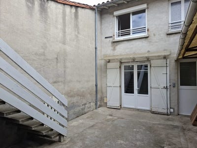 /international/fr/montesquieu-volvestre-midi-pyrenees-310108594856/