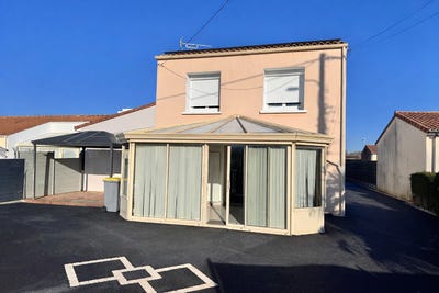 /international/fr/tonnay-charente-charente-310105989112/
