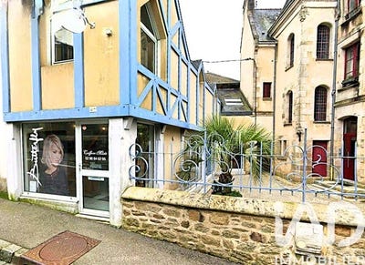 /international/fr/quimper-brittany-310107492037/