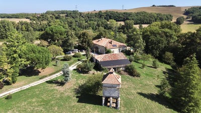 /international/fr/agen-aquitaine-310102894088/