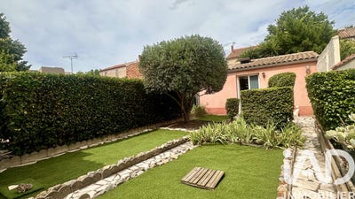 /international/fr/narbonne-languedoc-roussillon-310108590479/