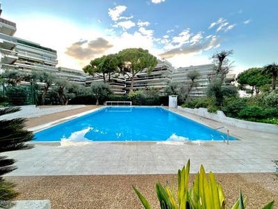 /international/fr/juan-les-pins-provence-alpes-cote-d-azur-120096491288/?lang=de