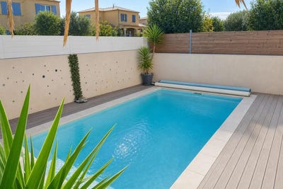 /international/fr/gigean-languedoc-roussillon-310107794548/