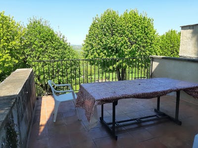 /international/fr/castelnau-de-montmiral-midi-pyrenees-310103565038/