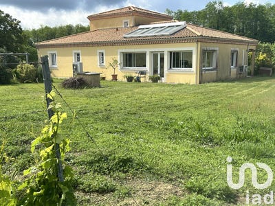 /international/fr/landiras-aquitaine-310099680368/
