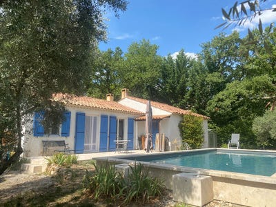 /international/fr/apt-provence-alpes-cote-d-azur-310110377024/