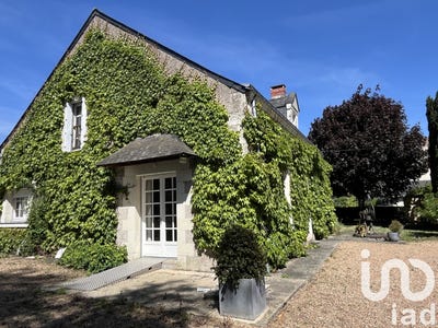 /international/fr/bauge-en-anjou-pays-de-la-loire-310099545892/