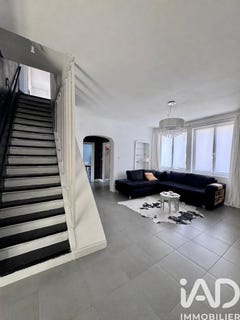 /international/fr/guesnain-calais-310107670907/